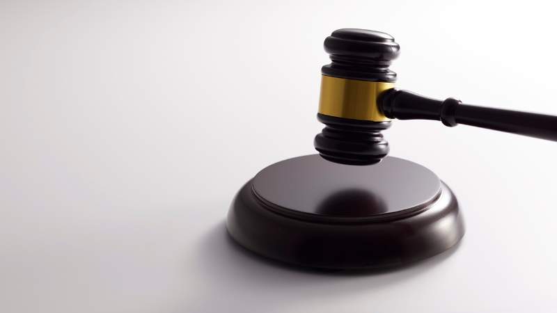 Defensa ante tribunales de justicia