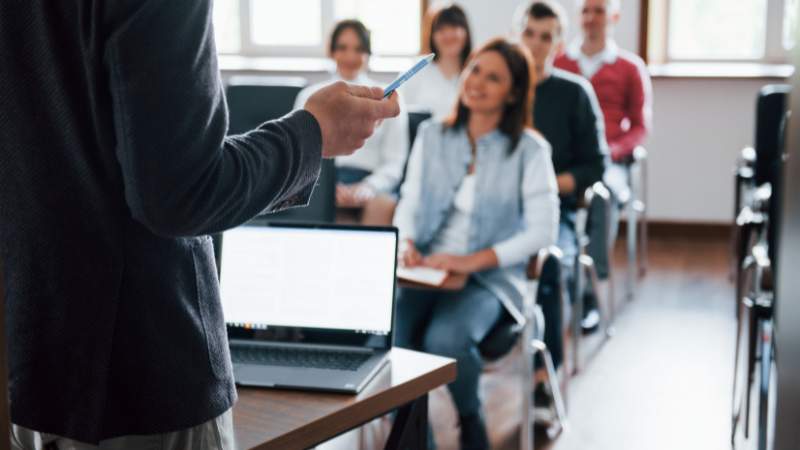 Formación continua y contratos de formación